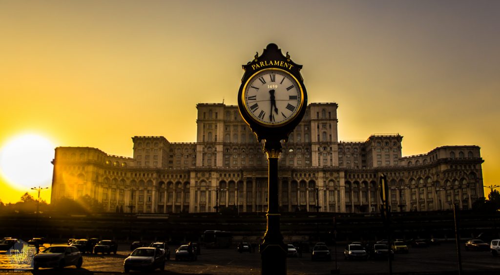 Romanian parlamenttitalo, Bukarest | Elämää nomadina blogi
